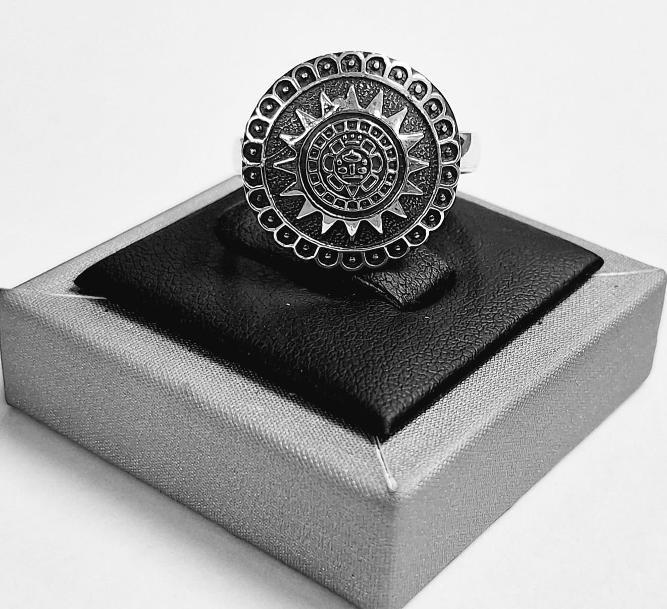 Anillo Azteca Plata Ley 925 | Joyería Arte Taxco, sello de autenticidad Plata Ley .925