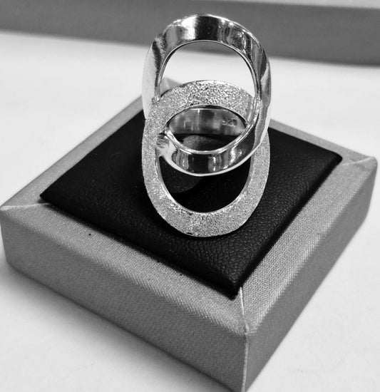 Sello de ley en el interior del anillo diamantada plata ley 925