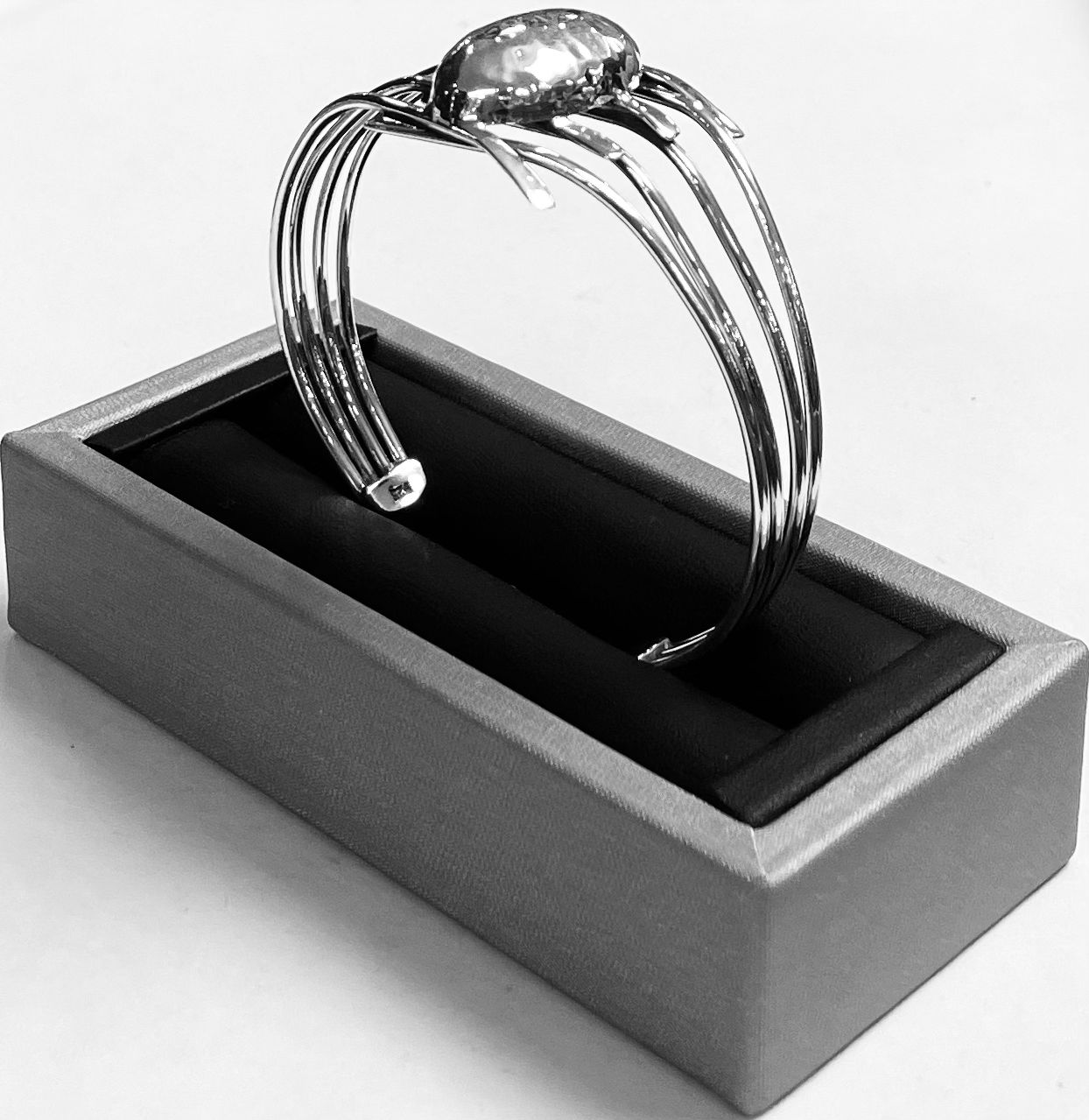 Brazalete en Plata Ley 925, vista frontal