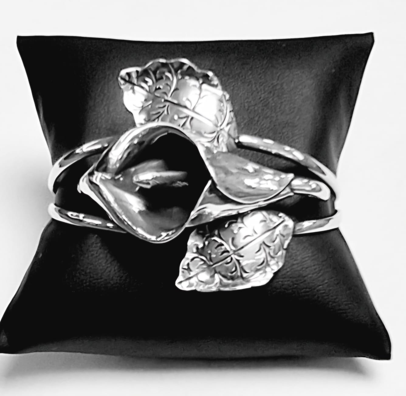 Brazalete Alcatraz en Plata Ley 925, vista frontal
