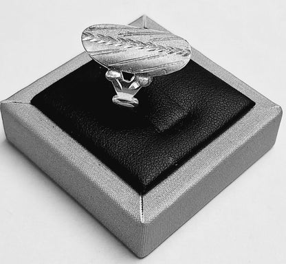 Anillo Diamantada en Plata Ley 925, vista frontal