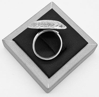 Anillo Diamantada Plata Ley 925, sello de autenticidad Plata Ley .925