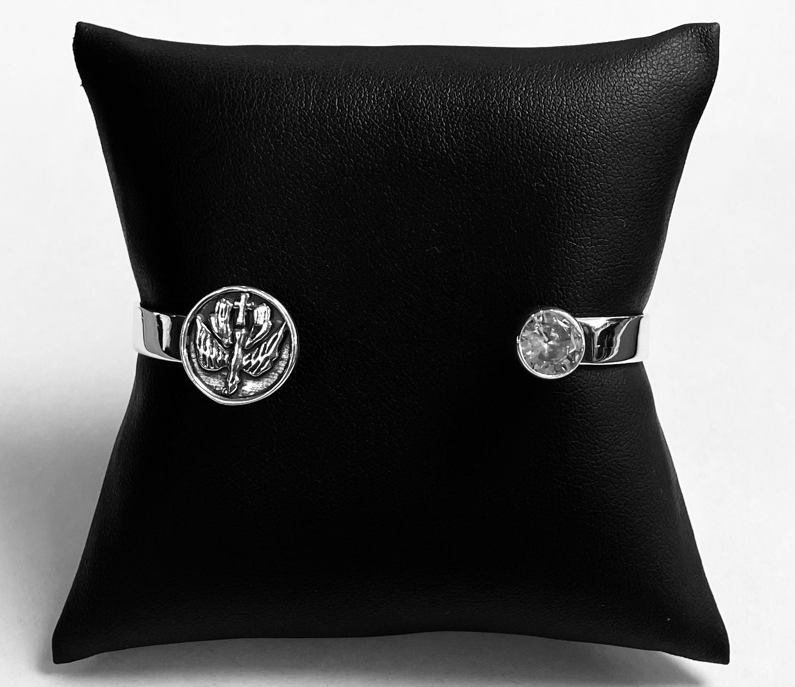 Brazalete en Plata Ley 925, sello de autenticidad Plata Ley .925