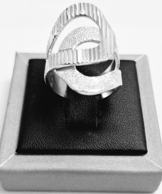 Sello de ley en el interior del anillo diamantada plata ley 925