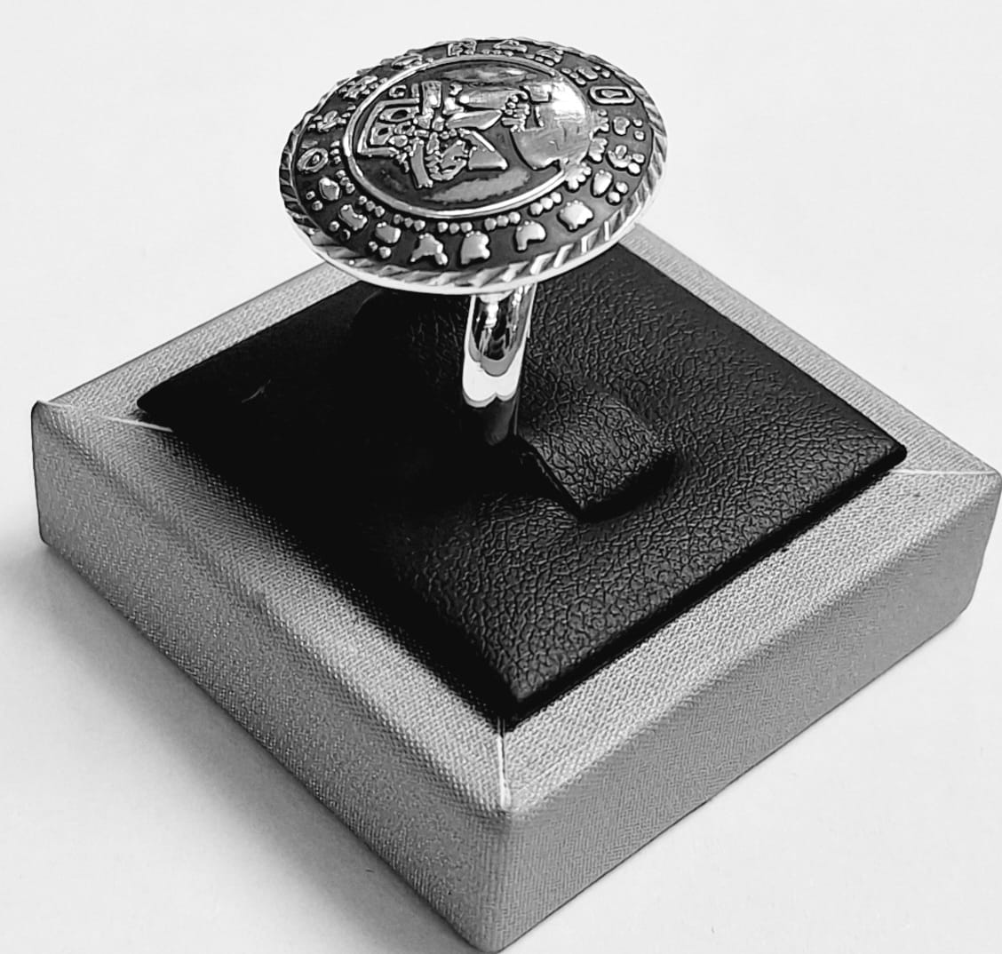 Anillo Calendario Maya en Plata Ley 925, vista frontal