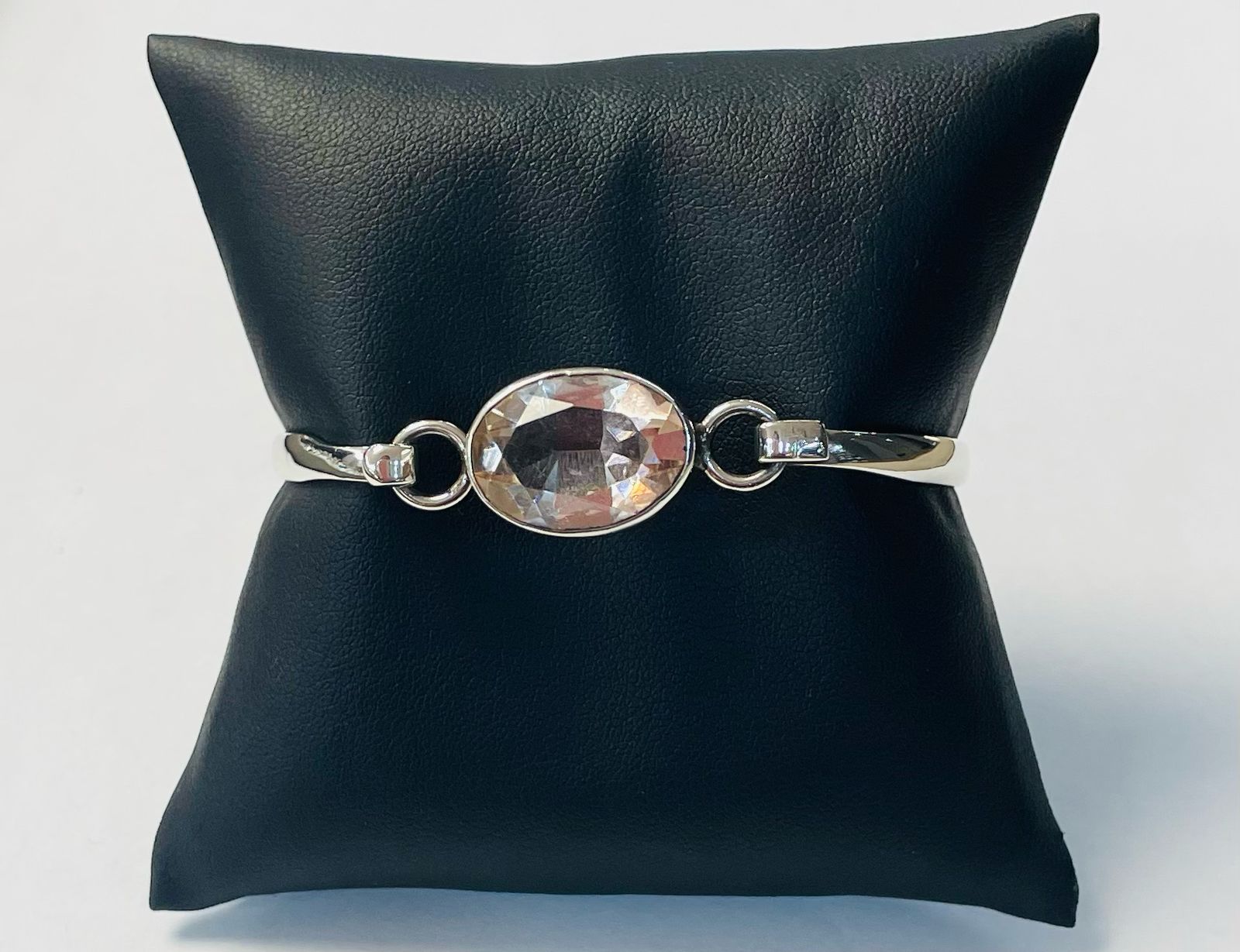 Brazalete con Citrina en Plata Ley 925, sello de autenticidad Plata Ley .925