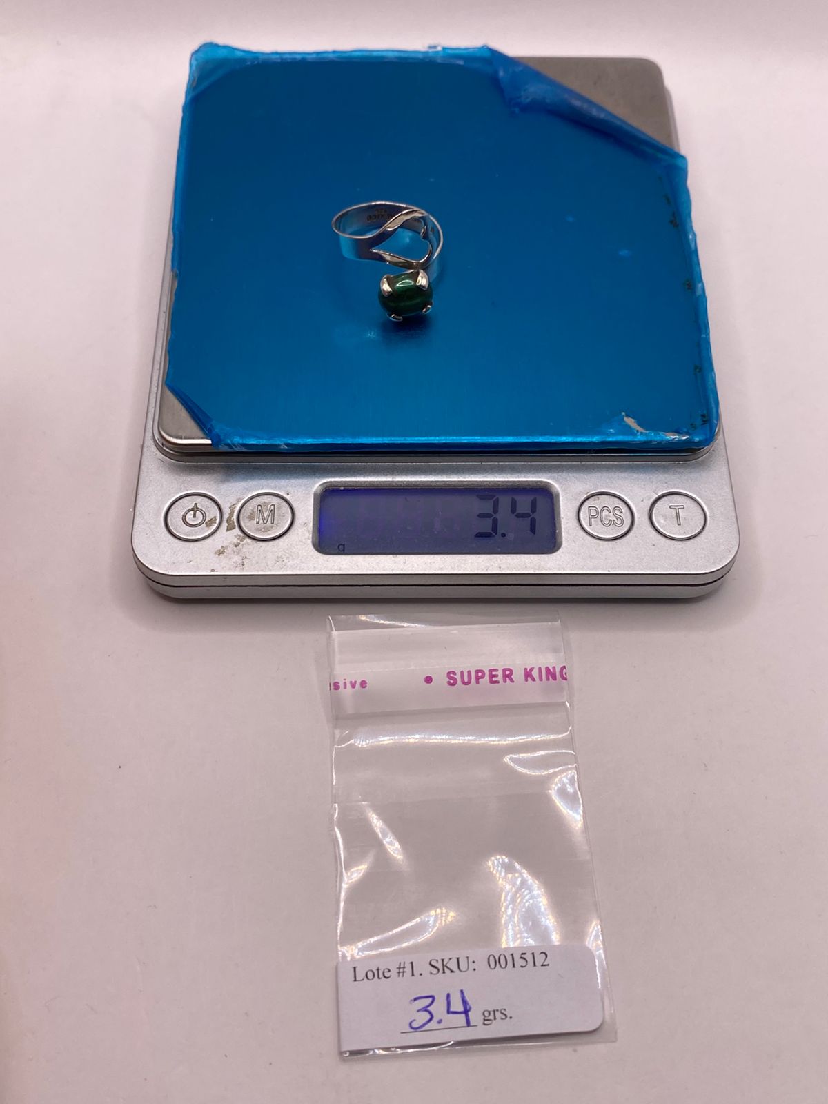 Anillo Ajustable de Plata Ley 925 con Malaquita, peso en gramos (báscula)