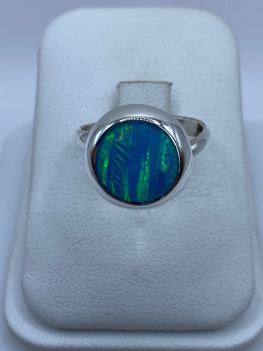 Anillo Ajustable de Plata Ley 925 con Ópalo de Fuego, vista frontal