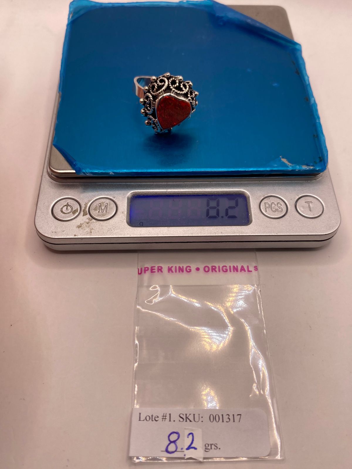 Anillo Ajustable de Plata Ley .925 con Ópalo de Fuego en Forma de Corazón, peso en gramos (báscula)