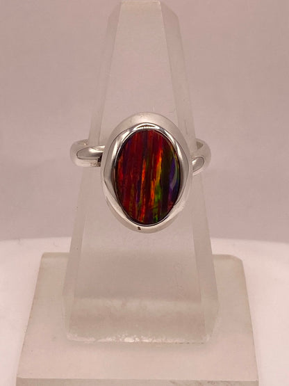 Anillo Ajustable de Plata Ley .925 con Ópalo de Fuego Ovalado, vista lateral