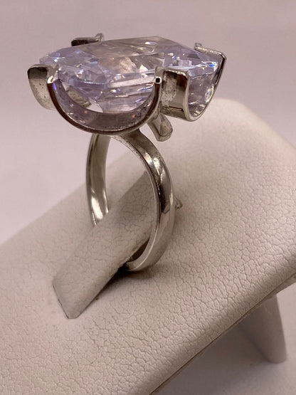 Anillo Ajustable de Plata Ley 925 con Zirconia Rectangular, vista superior