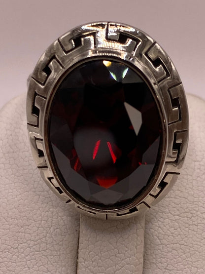 Anillo Ajustable de Plata Ley 925 con Zirconia Roja Corte Oval Diseño Clásico Griego, vista posterior