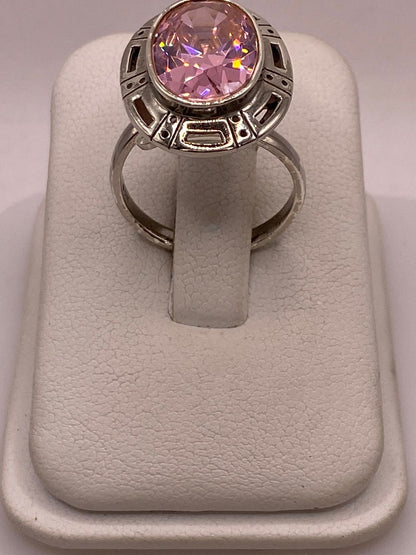 Anillo Ajustable de Plata Ley 925 con Zirconia Rosa Ovalada, vista superior