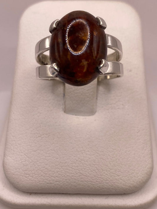 Anillo de Ámbar en Plata Ley .925 — ángulo diagonal