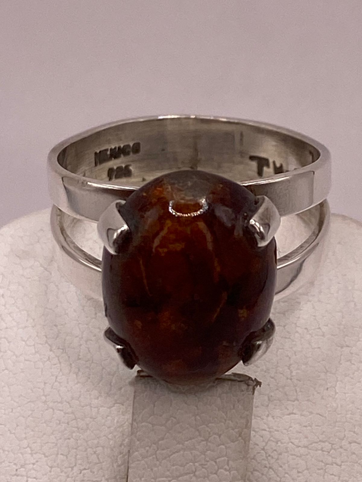 Anillo de Ámbar en Plata Ley .925, sello de autenticidad Plata Ley .925