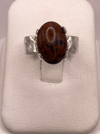 Anillo Artesanal de Plata Ley 925 Acabado Martillado, vista frontal