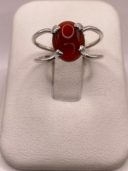 Anillo Artesanal de Plata Ley 925 con Cornalina Natural — vista lateral