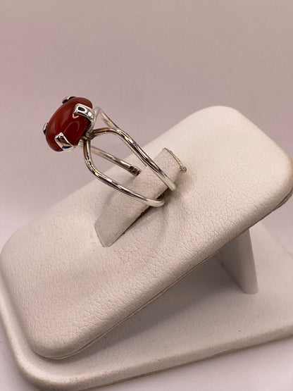 Anillo Artesanal de Plata Ley 925 con Cornalina Natural, vista frontal