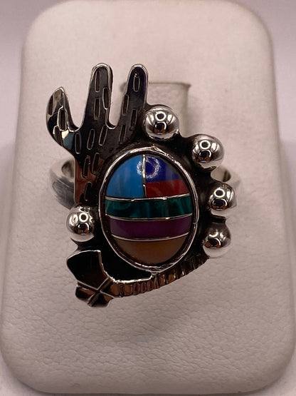 Anillo Artesanal de Plata Ley 925 con Incrustaciones Multicolor, vista frontal