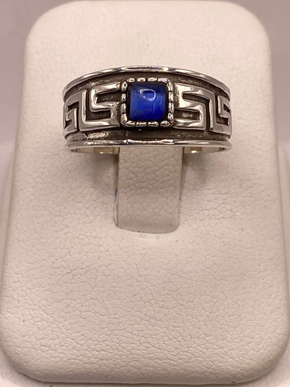 Anillo Artesanal de Plata Ley 925 con Lapislázuli Natural, vista de detalle