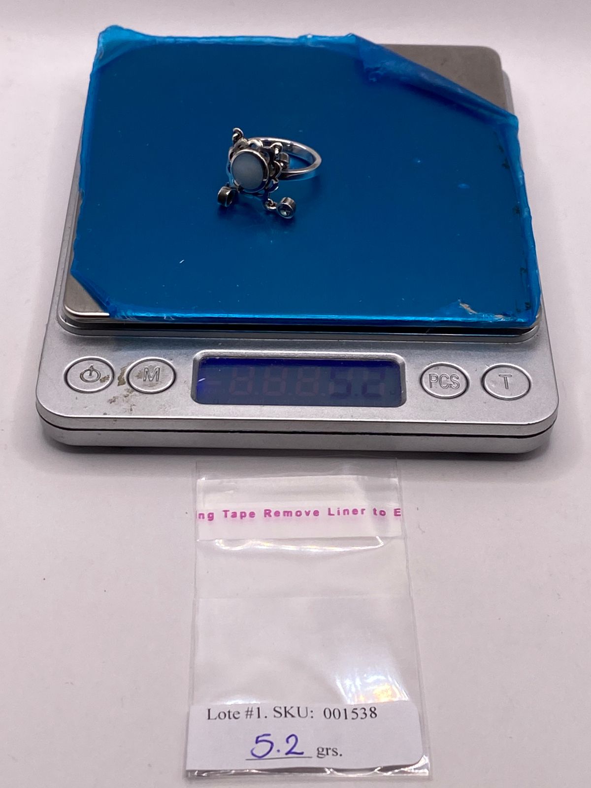 Anillo Artesanal de Plata Ley 925 con Nácar Natural, peso en gramos (báscula)