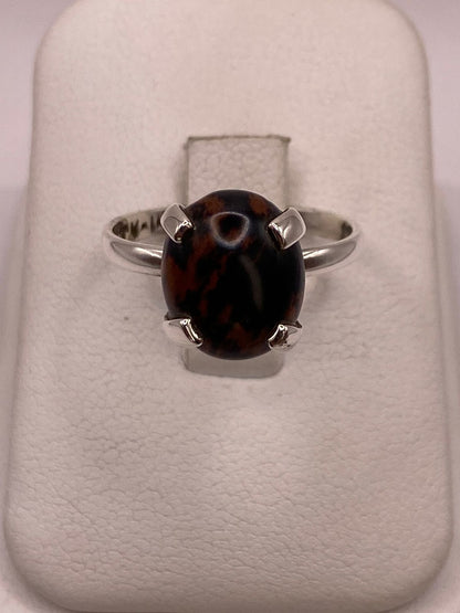Anillo Artesanal de Plata Ley 925 con Ojo de Tigre Natural, vista de detalle