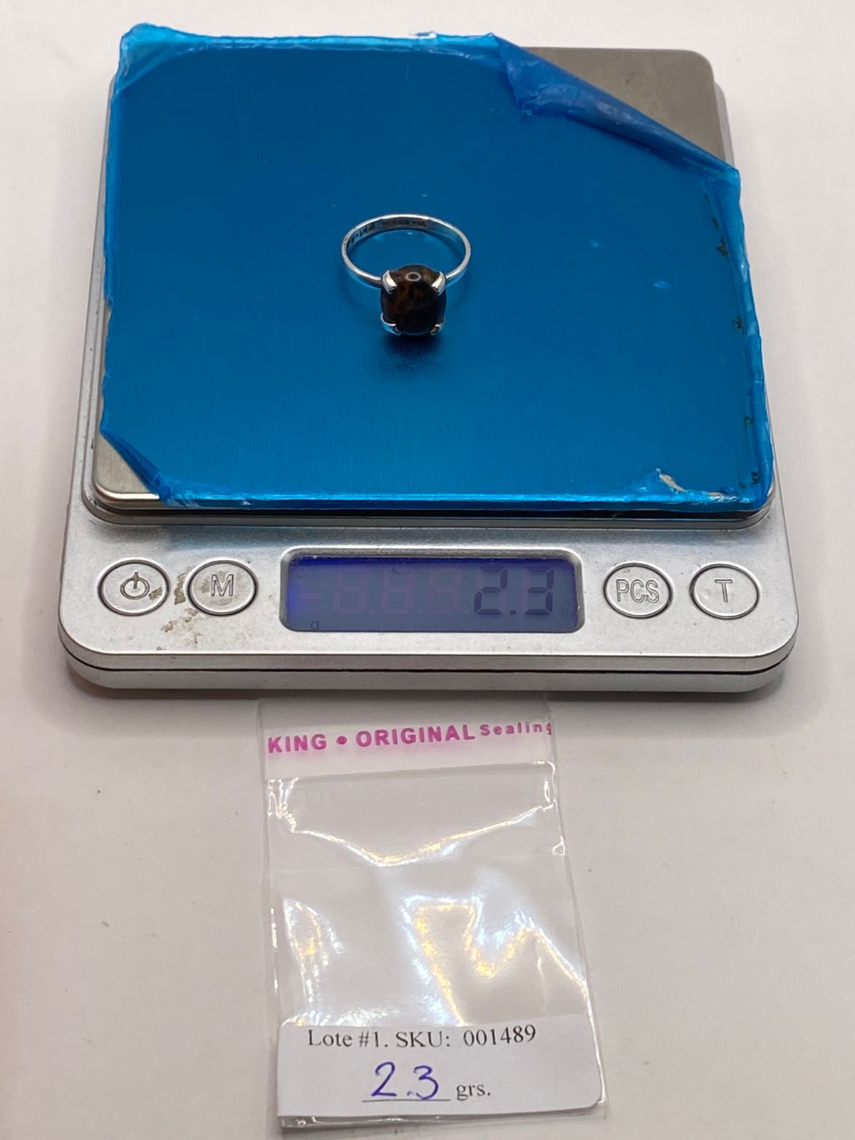Anillo Artesanal de Plata Ley 925 con Ojo de Tigre Natural, peso en gramos (báscula)
