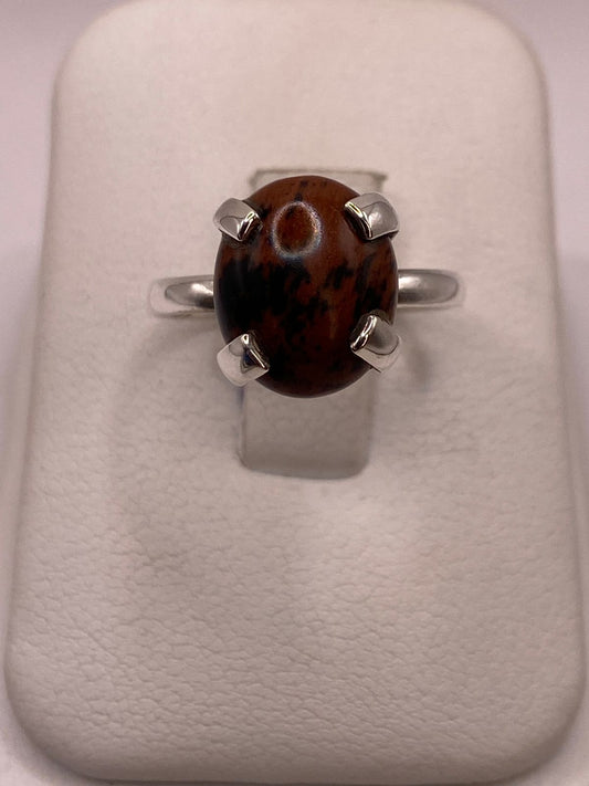 Anillo Artesanal de Plata Ley 925 con Ojo de Tigre Natural, vista frontal
