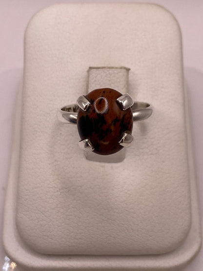 Anillo Artesanal de Plata Ley 925 con Ojo de Tigre Natural — ángulo diagonal