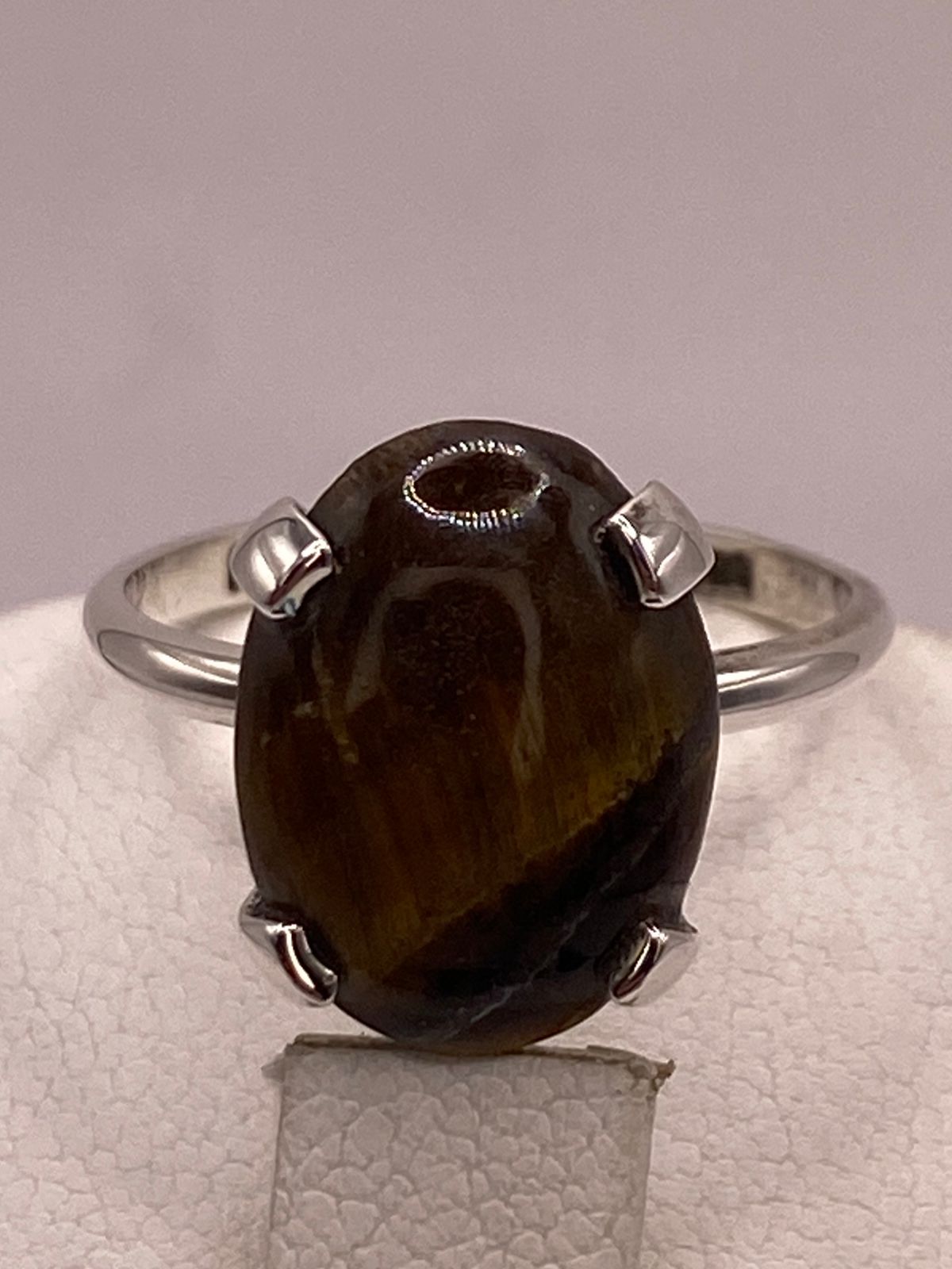 Anillo Artesanal de Plata Ley 925 con Ojo de Tigre Natural, sello de autenticidad Plata Ley .925