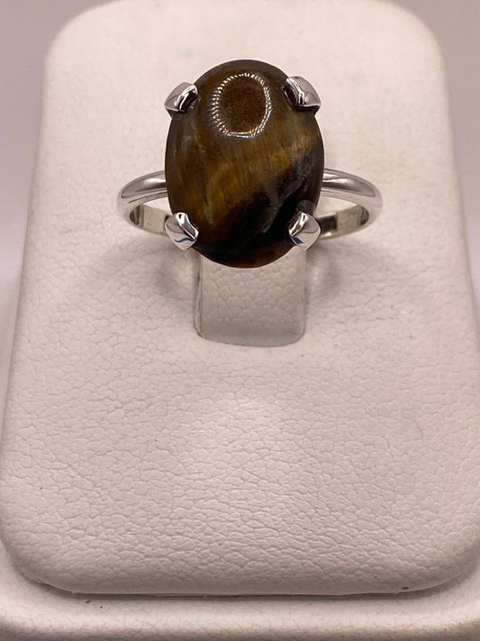 Anillo Artesanal de Plata Ley 925 con Ojo de Tigre Natural — vista lateral