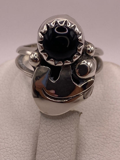 Anillo Artesanal de Plata Ley 925 con Ónix, sello de autenticidad Plata Ley .925
