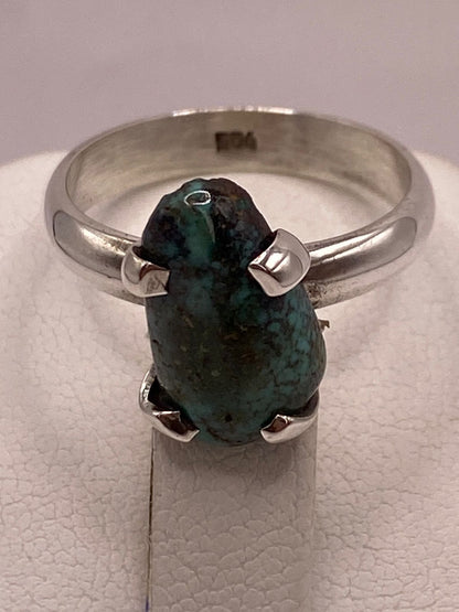 Anillo Artesanal de Plata Ley 925 con Turquesa Natural, sello de autenticidad Plata Ley .925