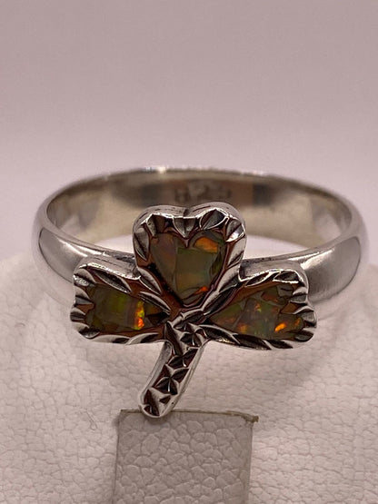 Anillo Artesanal de Plata Ley 950 con Ópalo de Fuego Tornasol, vista superior
