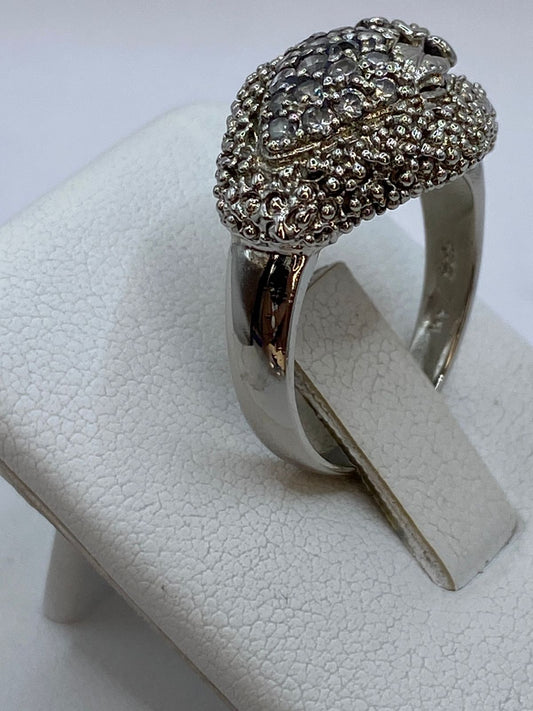 Anillo Artesanal Vintage con Cristales Brillantes en Plata 925, vista superior