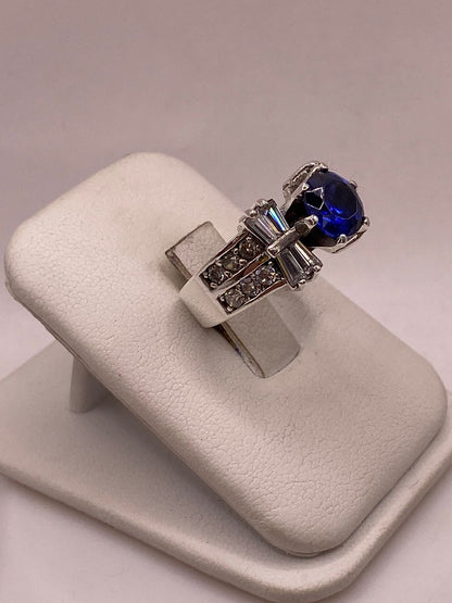 Anillo Artesanal con Zirconia en Plata Ley .925, vista lateral