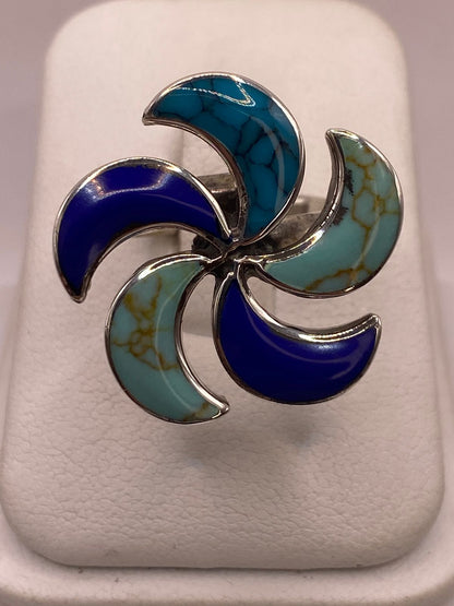 Anillo Artístico de Plata Ley 925 con Incrustaciones Multicolor en báscula mostrando peso