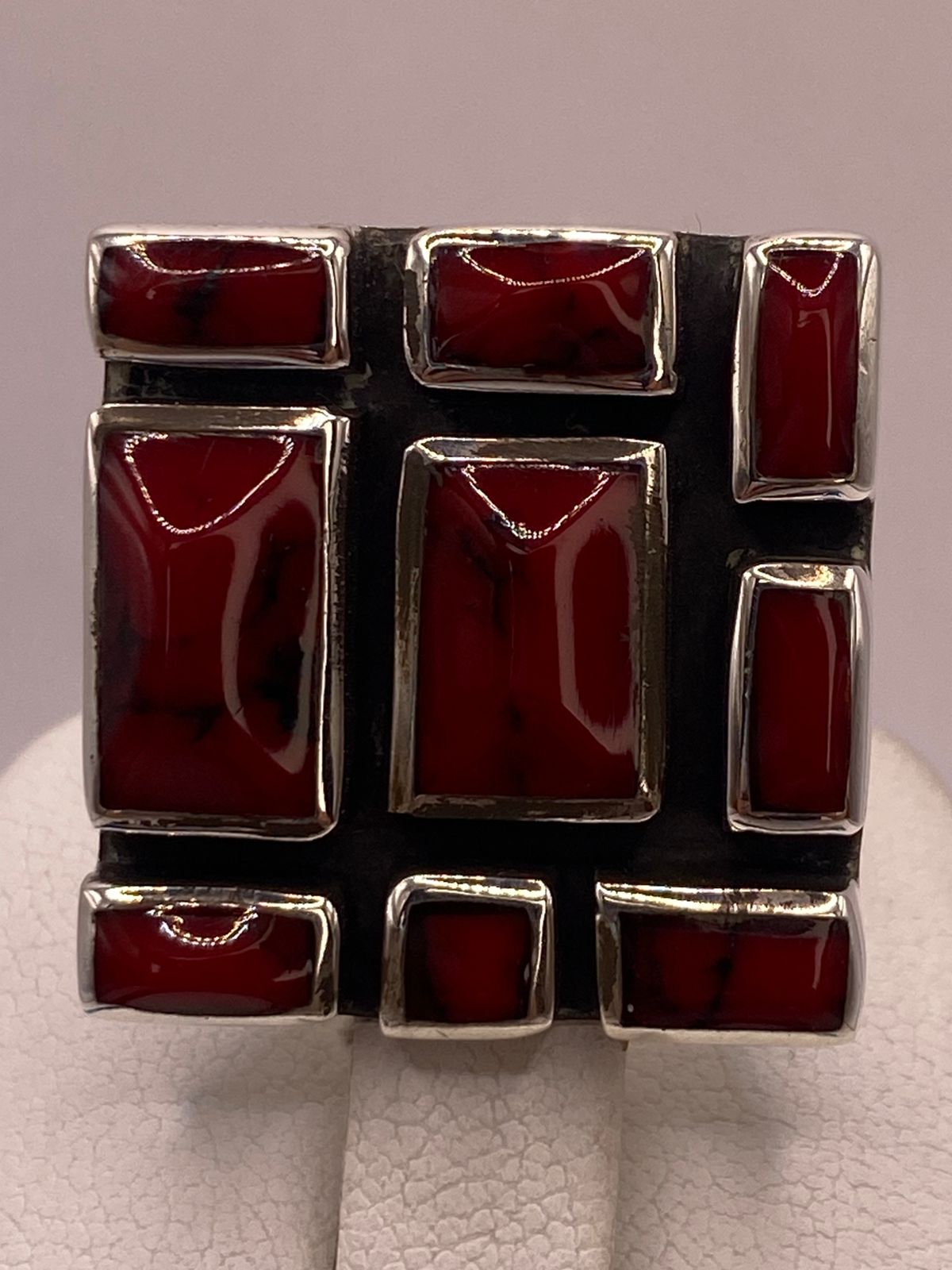 Anillo Artístico de Plata Ley 925 con Jaspe Rojo, sello de autenticidad Plata Ley .925