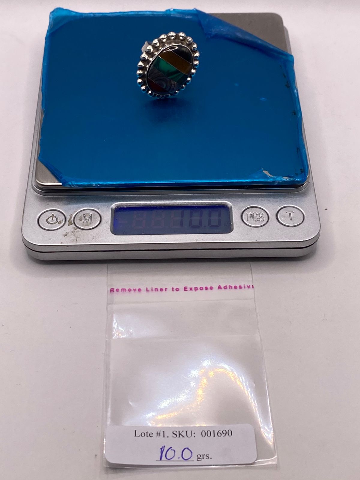 Anillo Artístico de Plata Ley 925 con Nácar y Piedras Naturales, peso en gramos (báscula)