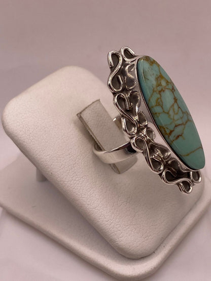 Anillo Artístico de Plata Ley 925 con Turquesa Natural, vista lateral