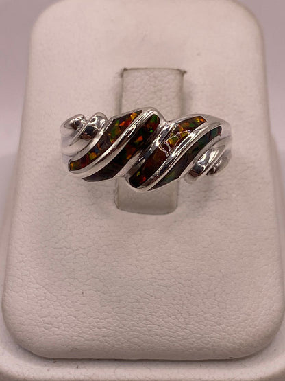 Anillo Artístico de Plata Ley 950 con Ópalo Iridiscente, vista superior