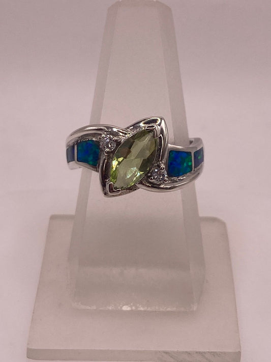 Anillo Bypass Ópalo Azul & Zirconia Peridoto Plata 925 — ángulo diagonal