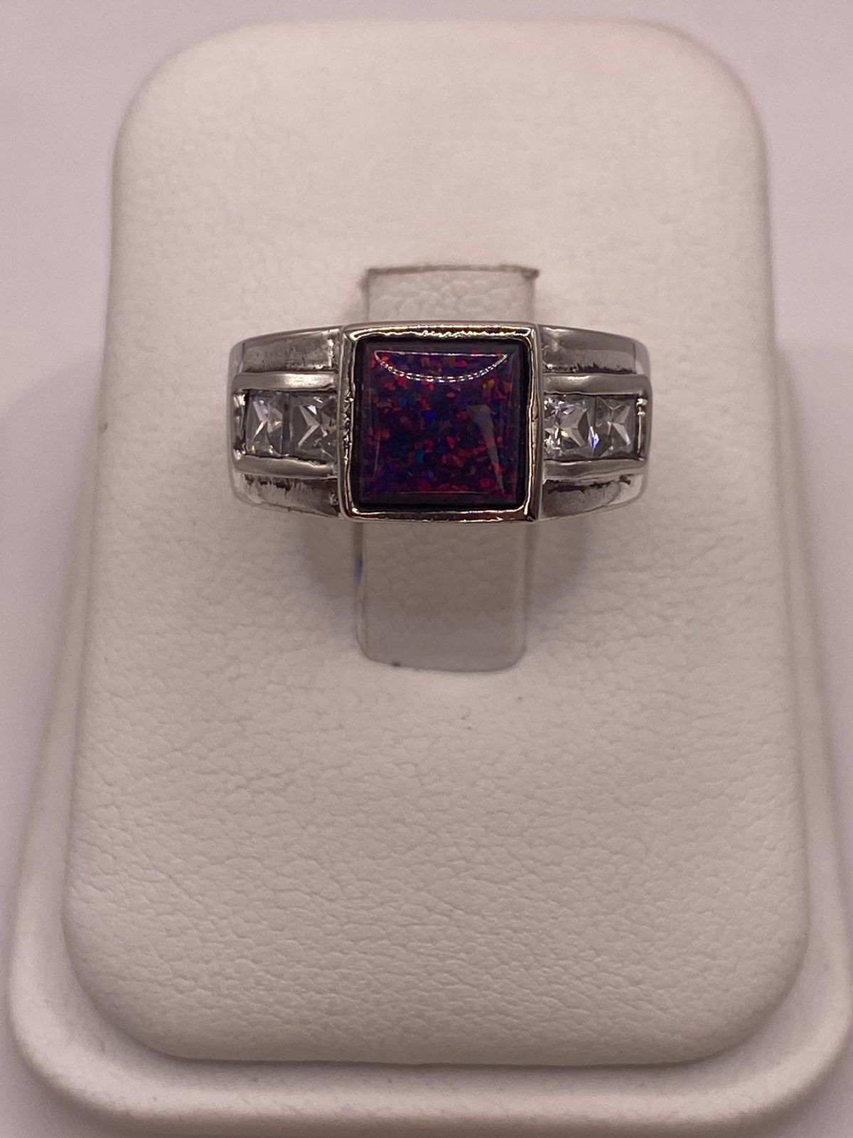 Anillo Clásico Ópalo Violeta-rosa & Zirconias Diamante Plata 925, vista de detalle