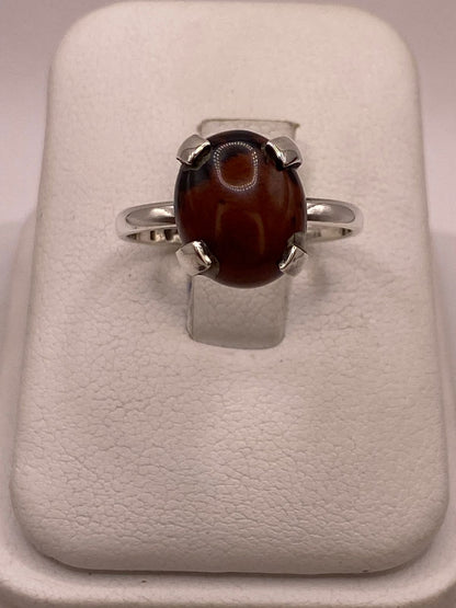 Anillo Clásico de Plata Ley 925 con Ojo de Tigre Natural, vista frontal