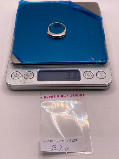 Anillo Clásico con Zirconias Brillantes en Plata Ley 925, peso en gramos (báscula)