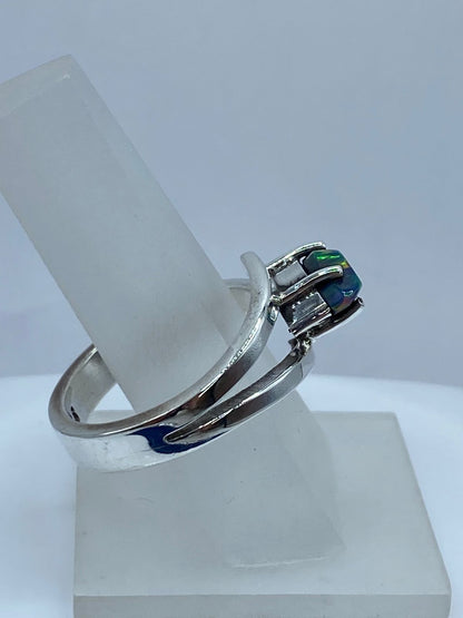 Anillo Contemporáneo con Ópalo de Fuego en Plata Ley .925, vista superior