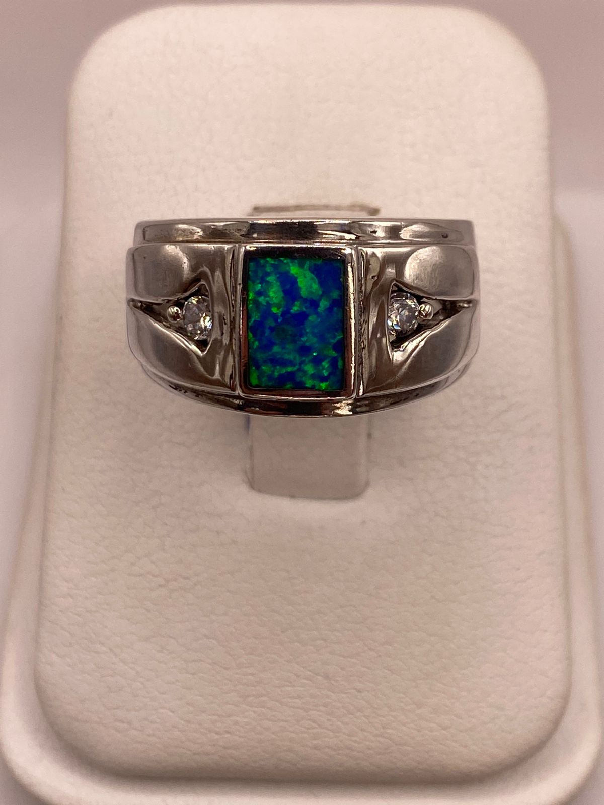 Anillo Contemporáneo de Plata Ley 925 con Ópalo de Fuego Azul Verde, vista superior