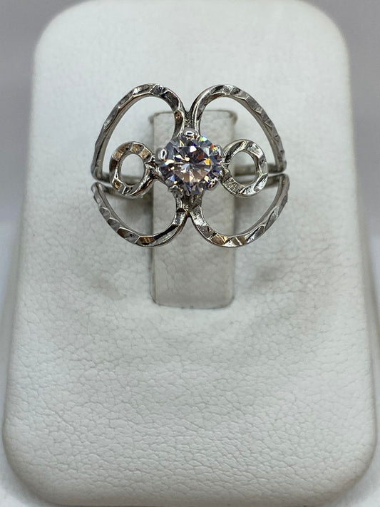 Anillo Corazón Abierto con Zirconia en Plata 925 — detalle de acabado