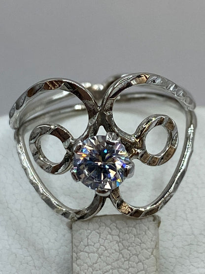 Anillo Corazón Abierto con Zirconia en Plata 925, sello de autenticidad Plata Ley .925