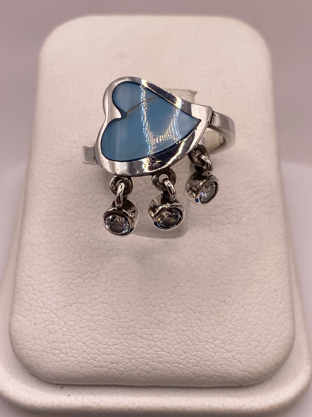 Anillo Corazón Artesanal de Plata Ley 925 con Nácar Azul, vista lateral